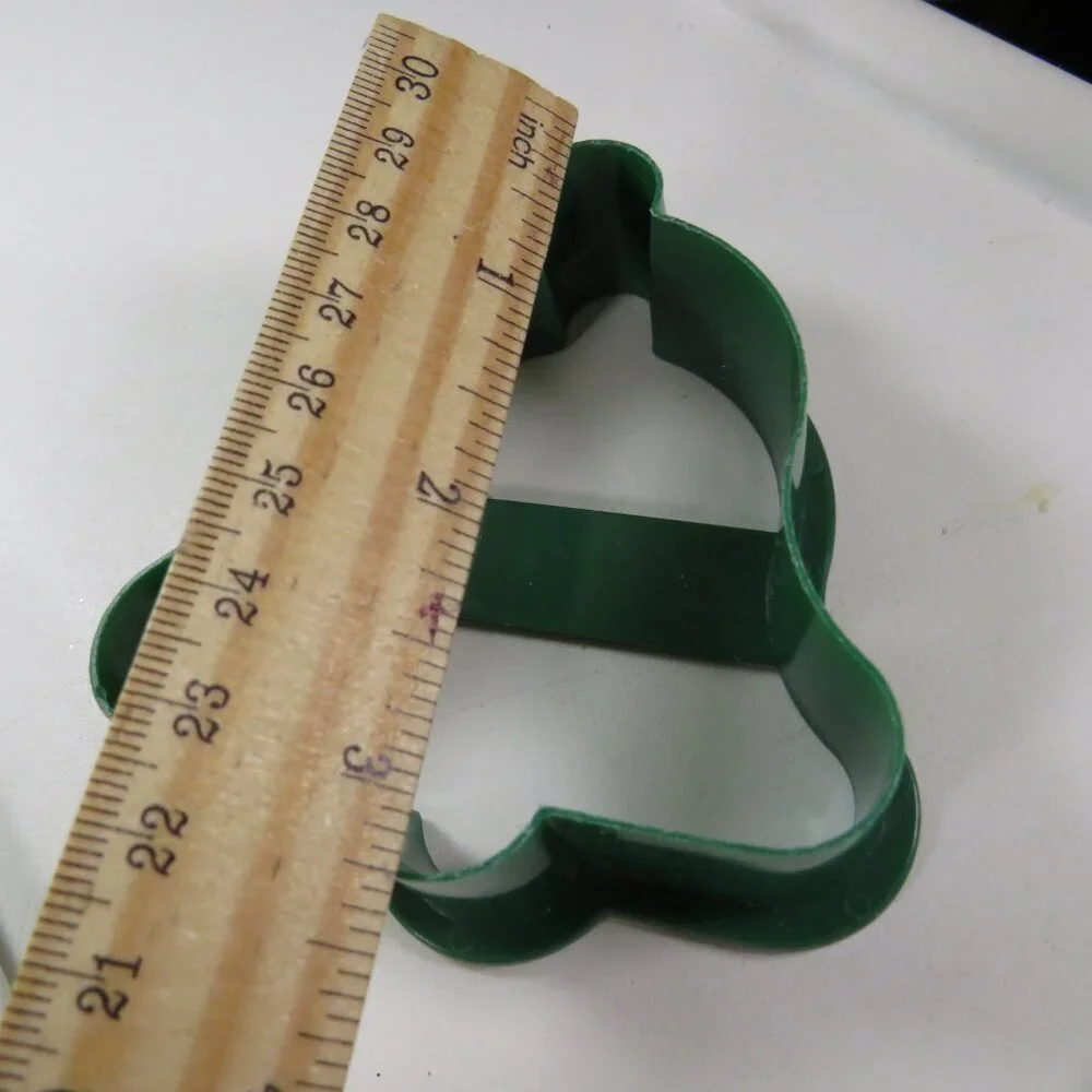 Variety of (14) Cookie Cutters for all seasons